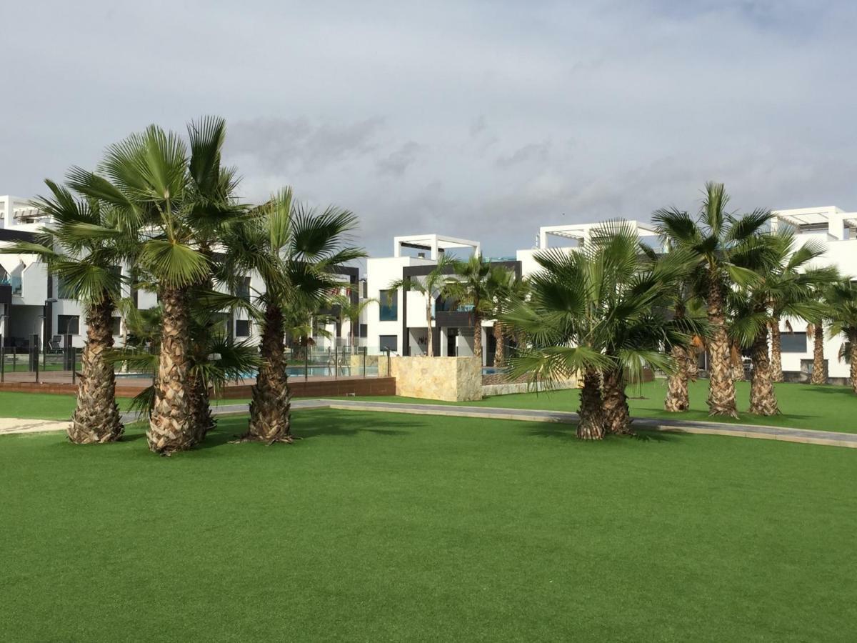 Apartment Oasisbeach La Zenia Orihuela Buitenkant foto