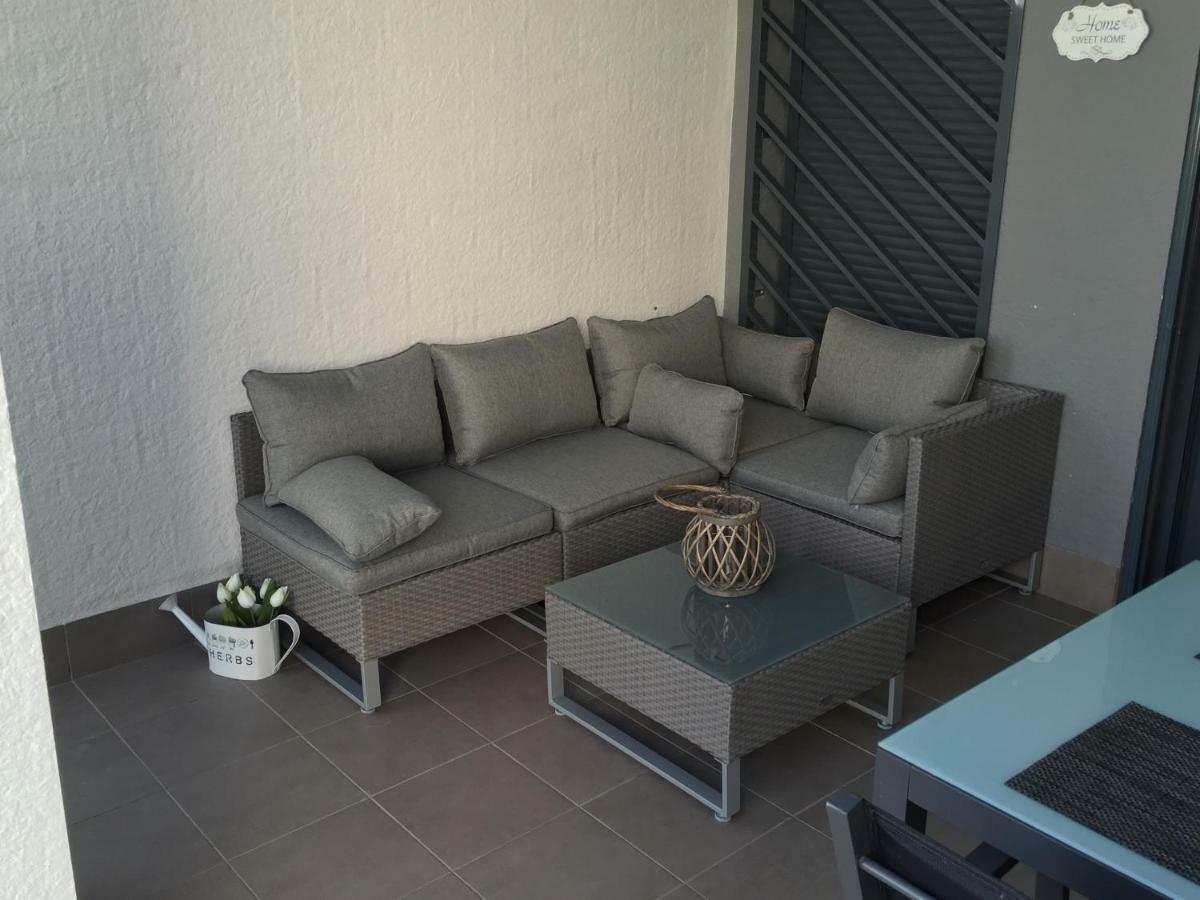 Apartment Oasisbeach La Zenia Orihuela Buitenkant foto