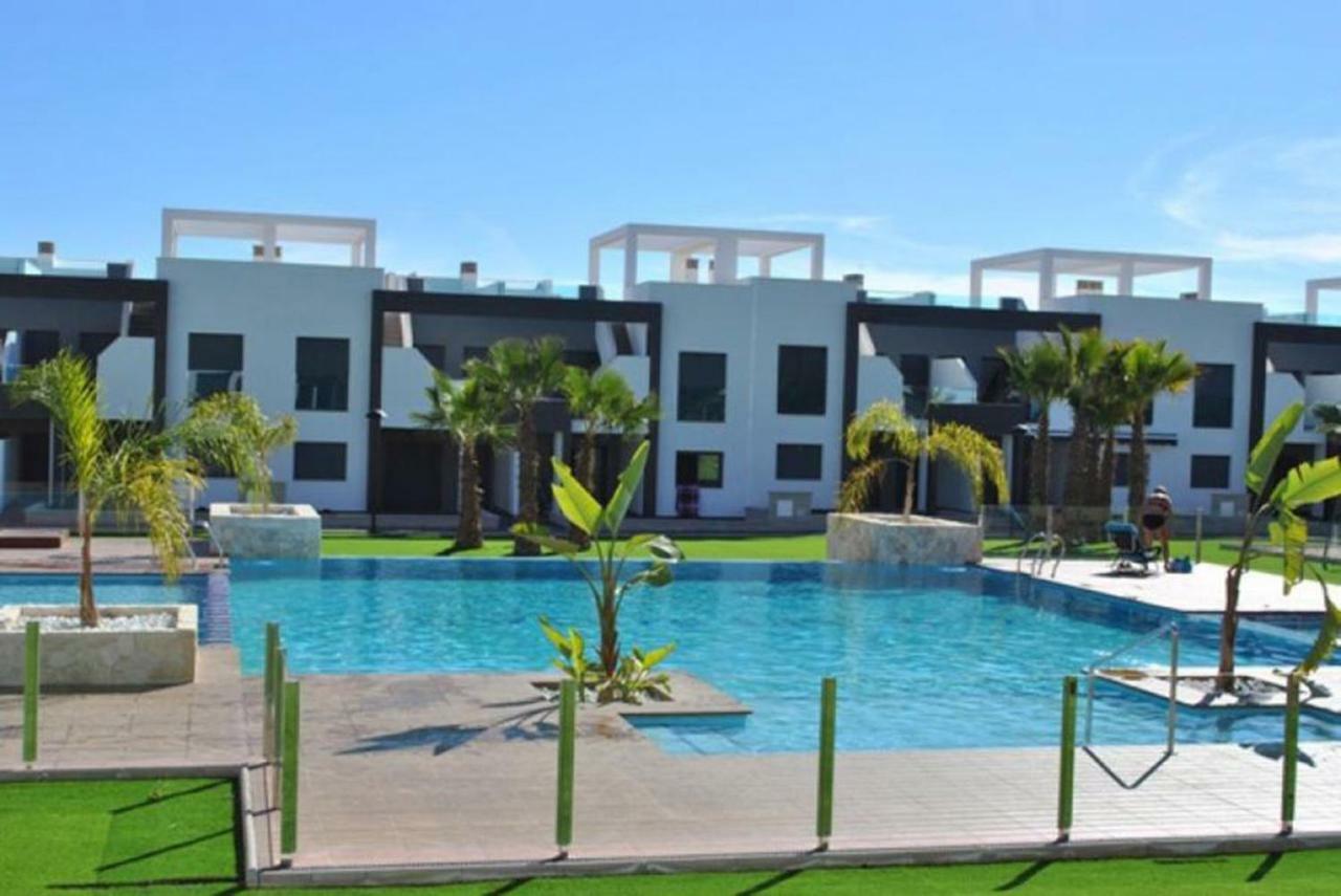 Apartment Oasisbeach La Zenia Orihuela Buitenkant foto